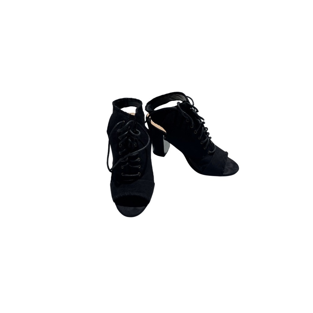 Open toed sandal heels ! With laces
